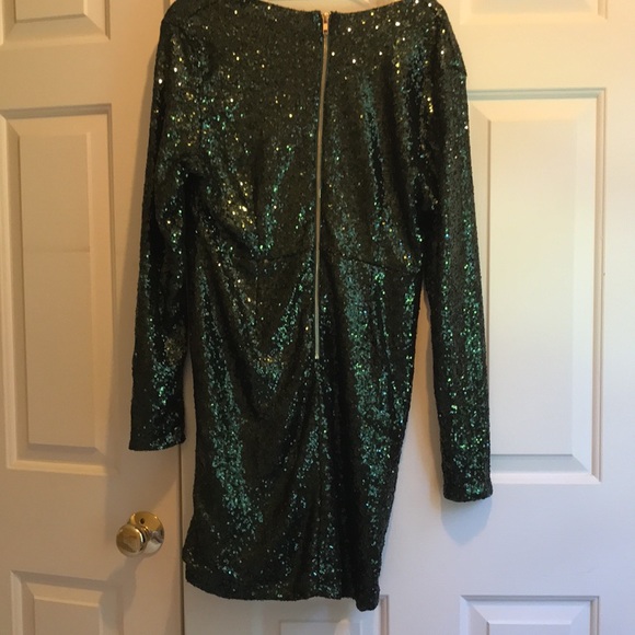 New Green sparkle XL Charlotte Russe V-neck long sleeve sequin dress - Picture 2 of 2